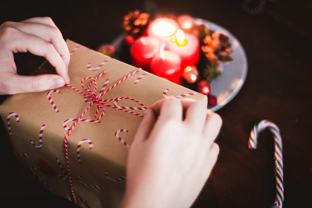 Christmas Ideas How to Save Money this Holidays